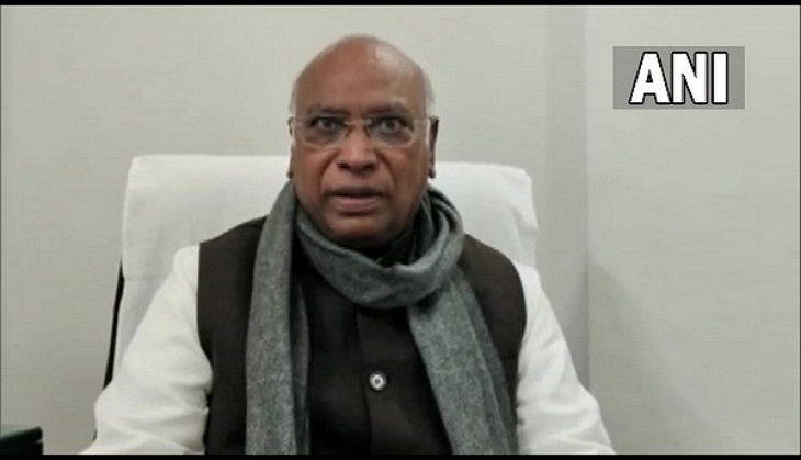 Winter session: 'Centre conspiring to divide Opposition', says Mallikarjun Kharge