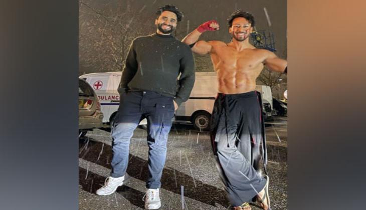 Tiger Shroff shares pictures from sets of 'Ganapath'