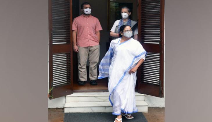 After 'no UPA' barb, Congress to launch all-out attack against Mamata Banerjee
