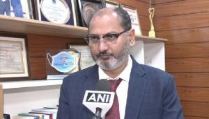 18 Omicron patients out of 20 admitted in LNJP were asymptomatic, only two had symptoms, says Dr Suresh Kumar