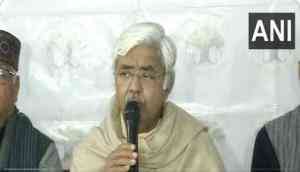 VHP's Alok Kumar slams Rahul Gandhi over Hindutva remark