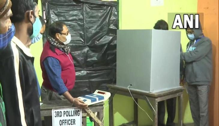 Voting begins in 144 wards of Kolkata Municipal Corporation
