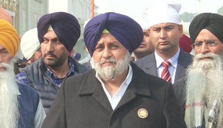 SAD chief Sukhbir Singh Badal visits Golden Temple, calls sacrilege attempt in Amritsar 'traumatic incident'