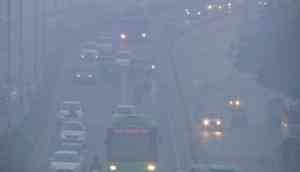 Delhi's air quality slips to 'severe' category, AQI stands at 430