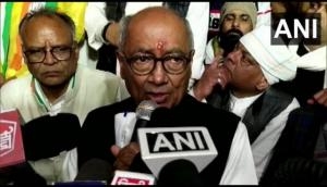 Cong leader calls Kalicharan Maharaj 'fake godman', demands SC to take cognizance of derogatory remarks on Mahatma Gandhi 
