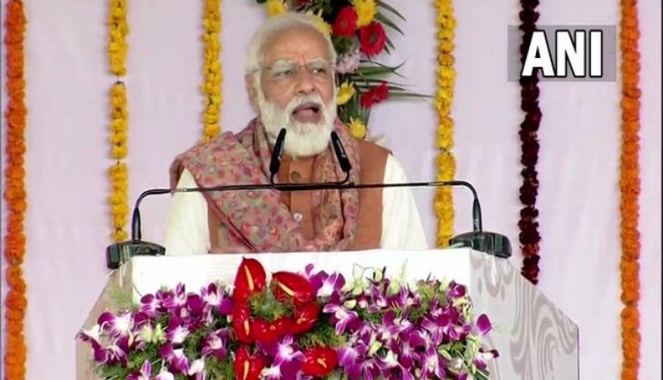 PM Modi lashes out at previous regimes in UP