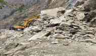 J-K: NH-44 closed for vehicular movement due to landslides