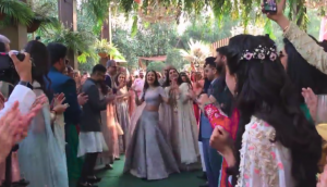 Surprise bridal entry breaks the Internet, watch to witness something super special 