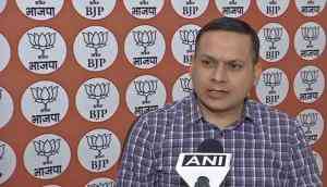 Amit Malviya takes dig at Akhilesh Yadav, says Samajwadi Party lacks dedicated workers for virtual rallies