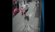 OMG! Prisoner flees from moving police car; incident caught on cam