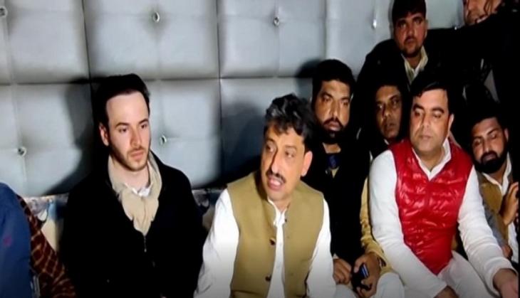 UP polls: Congress leader Imran Masood likely to join SP