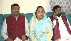 Subhavati Shukla, wife of late BJP leader from Gorakhpur, joins Samajwadi Party; likely to be fielded against CM Yogi Adiyanath 