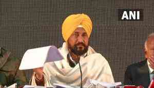 Punjab CM Charanjit Singh Channi to file defamation case against Delhi CM Kejirwal 