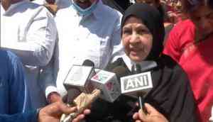 Karnataka Hijab row: Congress MLA dares govt to bar her from Assembly 