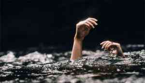 Mumbai: Three boys drown at Juhu beach, one body recovered