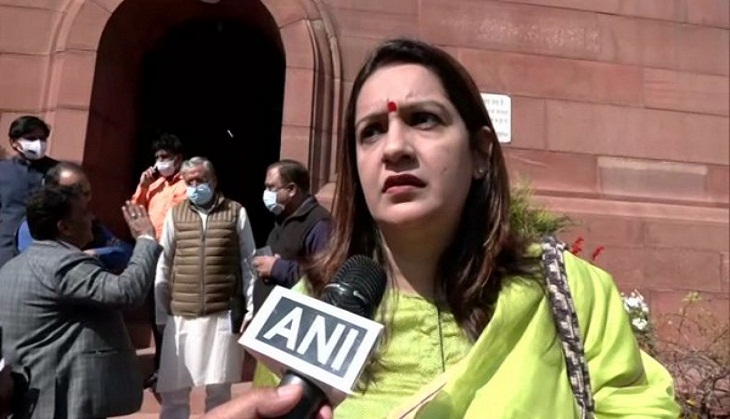 Serious blunders in JJ Act amendment: Priyanka Chaturvedi writes to Union Minister Smriti Irani 