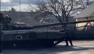 Brave Ukrainian man stops Russian tank with bare hands, watch dramatic footage 