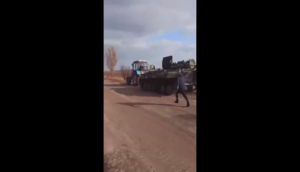 Ukrainian farmer 'steals' Russian tank, see hilarious reactions 