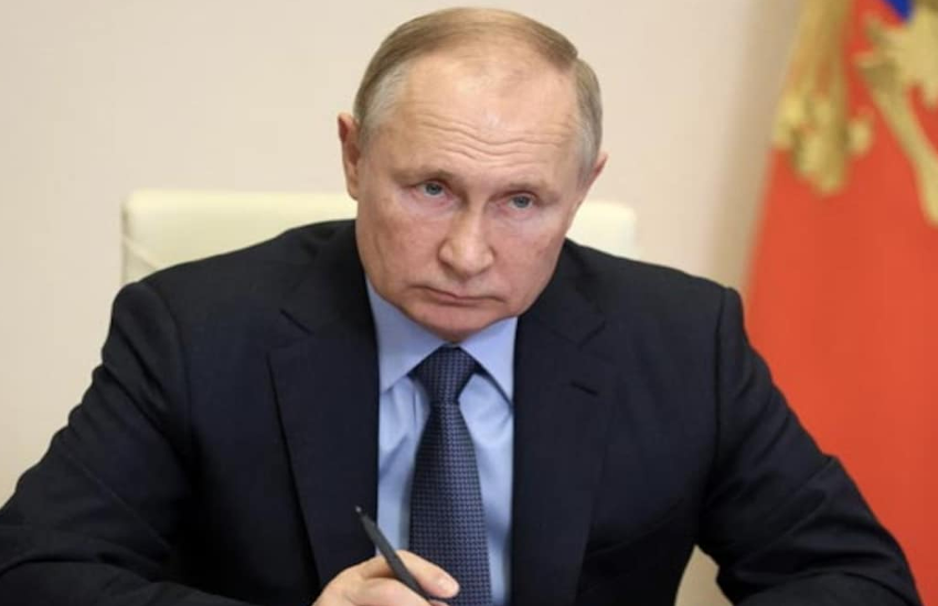 Vladimir Putin says sanctions hurting west more than Russia