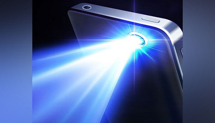 Google to give more granular control over phone's LED flash