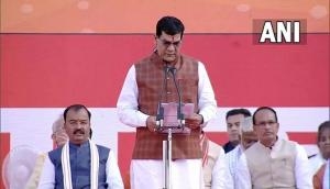 Yogi 2.0 Cabinet: Former PMO official, A K Sharma, takes oath as minister