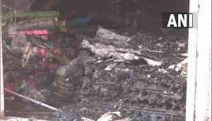 Delhi: Five injured in fire that broke out in Azad Market area