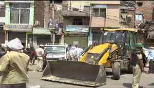 Jahangirpuri : VHP welcomes 'bulldozer action' against illegal constructions, cites national security concerns