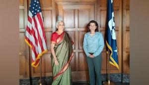 Nirmala Sitharaman, US Secretary of Commerce discuss economic cooperation
