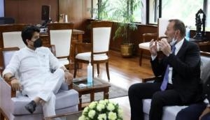 Jyotiraditya Scindia, former Australian PM discuss trade, bilateral ties