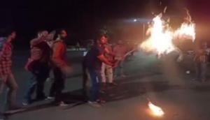 BHU students protest against VC's Iftar party, burn his effigy