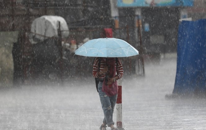 Weather Forecast India: Tamil Nadu to Assam, IMD issues heavy rainfall alert for 10 states