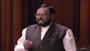 Uddhav Thackeray sits in lap of Congress, disrespects Balasaheb: Amar Sable