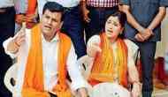 Maharashtra: Rana couple gets bail in Hanuman Chalisa row
