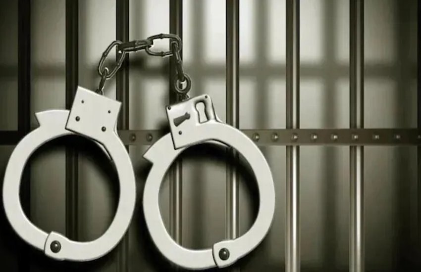 Burglar targeting wedding houses arrested by Delhi Police