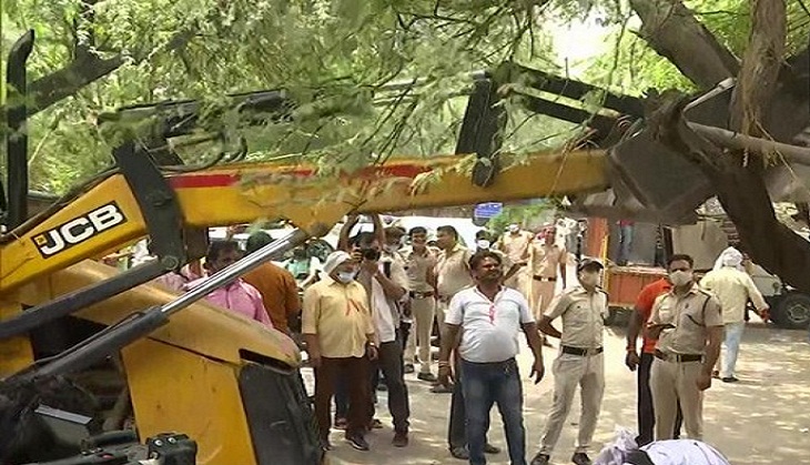 Delhi: South MCD begins 1st phase of anti-encroachment drive
