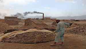 Afghanistan: 900,000 Afghans lost jobs since Taliban takeover, says SIGAR