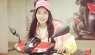 Dhinchak Pooja's new song 'Ek Aur Selfie Lene Do' goes viral [Watch]  