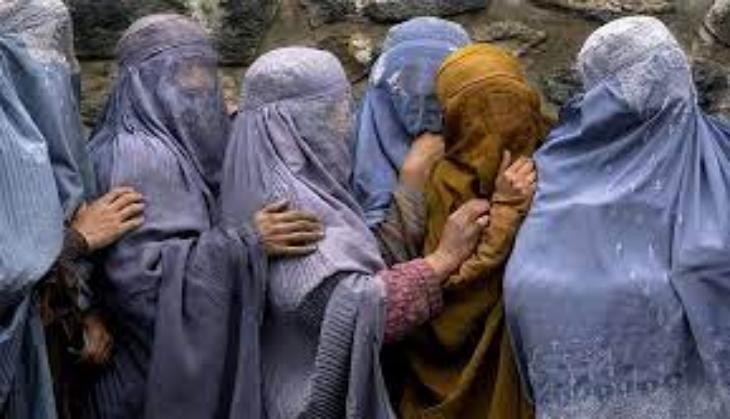 Afghanistan: UN female staff 'directed' to wear hijab at office in Taliban's newest decree