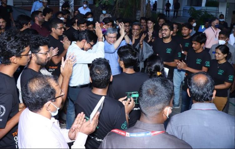 Chennai: Union Minister Ashwini Vaishnaw makes India's first 5G call at IIT Madras