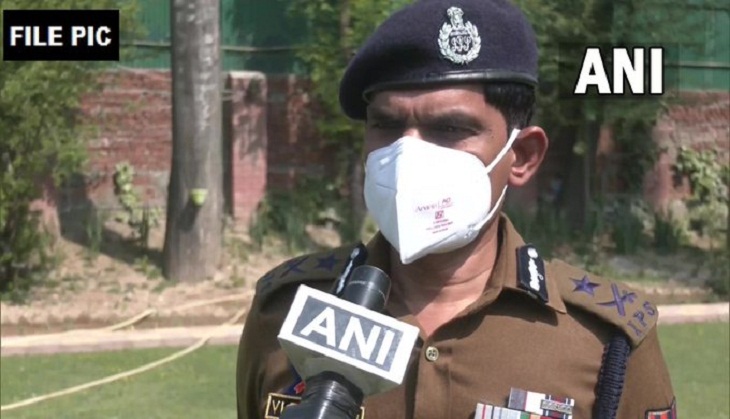 Jammu and Kashmir: J-K police arrest 2 hybrid terrorists of LeT/TRF, recover arms, ammunition