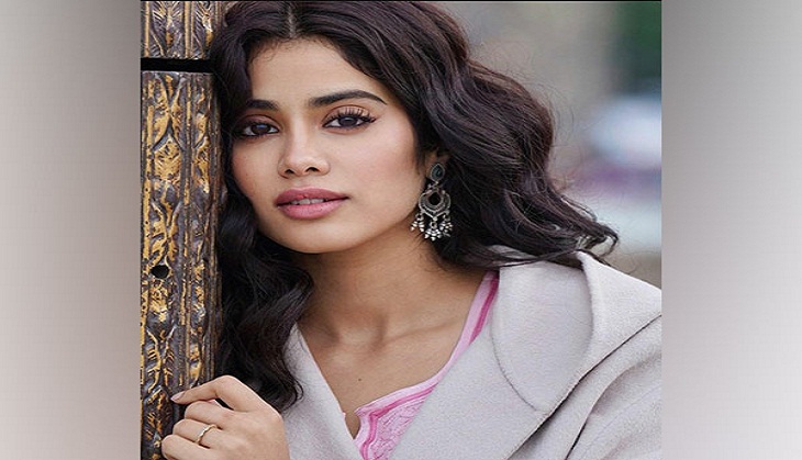 Janhvi Kapoor shares stunning pictures from France, Manish Malhotra reacts