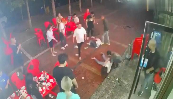 Two women brutally thrashed for resisting harassment, act caught on cam