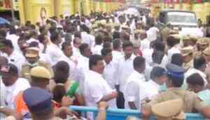 AIADMK supporters gathered outside Venkatachalapathy Palace ahead of Council meeting