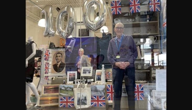 100-year-old man refuses to quit, works three days a week; here's his inspiring story