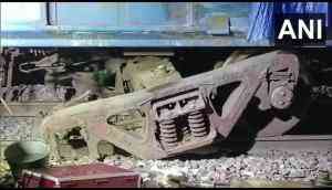 UP: Goods train derails in Rampur, further details awaited