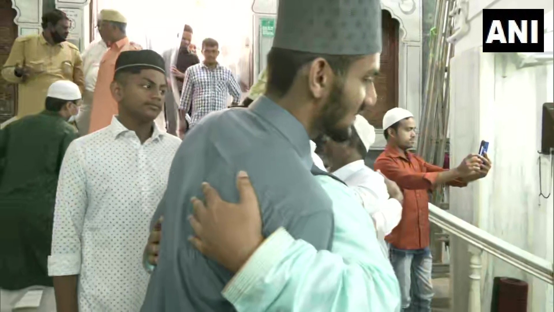 PM Modi greets people on Eid-ul-Adha