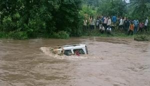 Maharashtra: 3 dead, 3 missing as car swept away in heavy rains in Nagpur