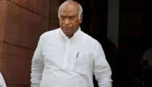 ED harassing Congress to demoralise our workers: Mallikarjun Kharge