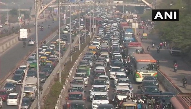 Traffic restrictions in Delhi today, here are the routes to avoid