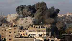 Israeli strikes against Islamic Jihad and counterstrikes continue, but Hamas will decide if these escalate into war